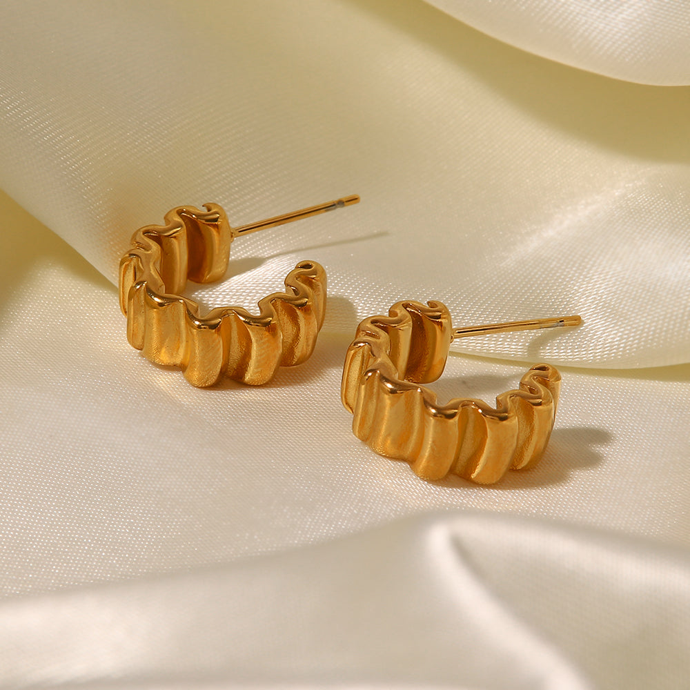 18K Gold Plated C Hoop Wavy Earring