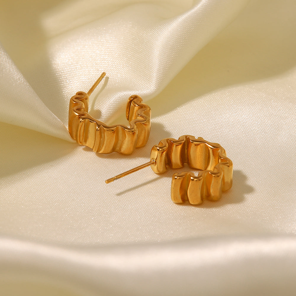 18K Gold Plated C Hoop Wavy Earring