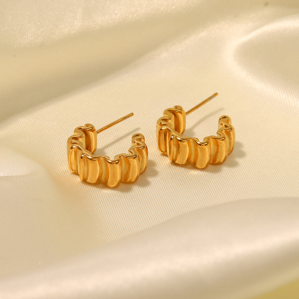18K Gold Plated C Hoop Wavy Earring